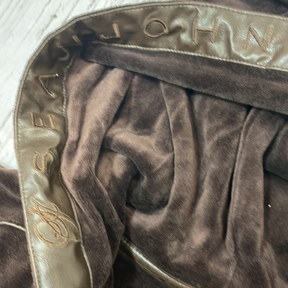 SEAN JOHN Classic Zip Up Brown Hoodie - Picture 6 of 6